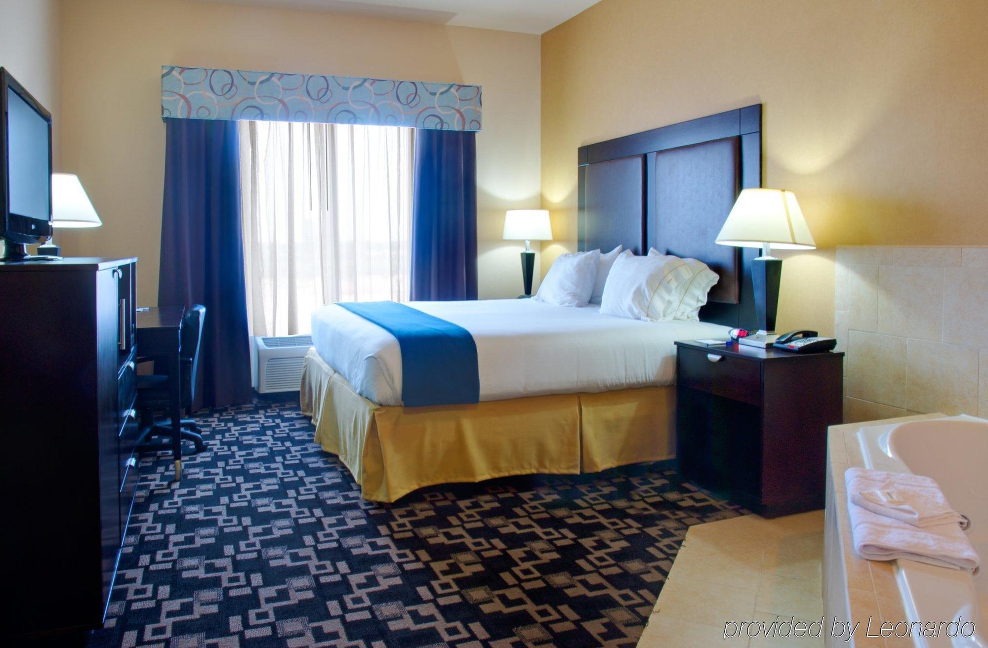 Holiday Inn Express Hotel & Suites Huntsville By Ihg Exterior foto
