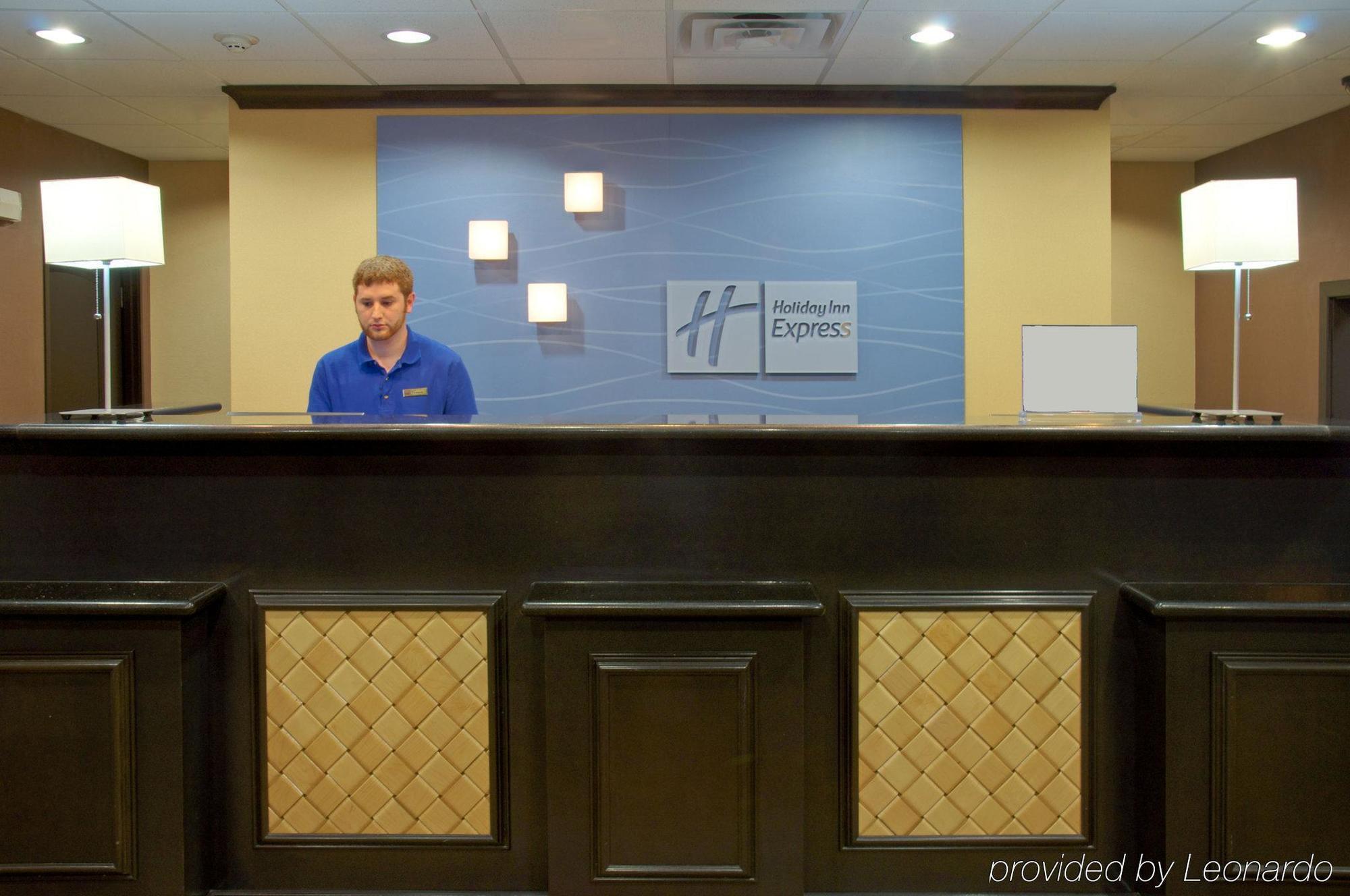 Holiday Inn Express Hotel & Suites Huntsville By Ihg Exterior foto